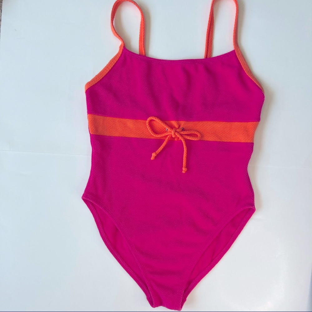 Bermuda Beachwear one piece swimsuit sz 9/10